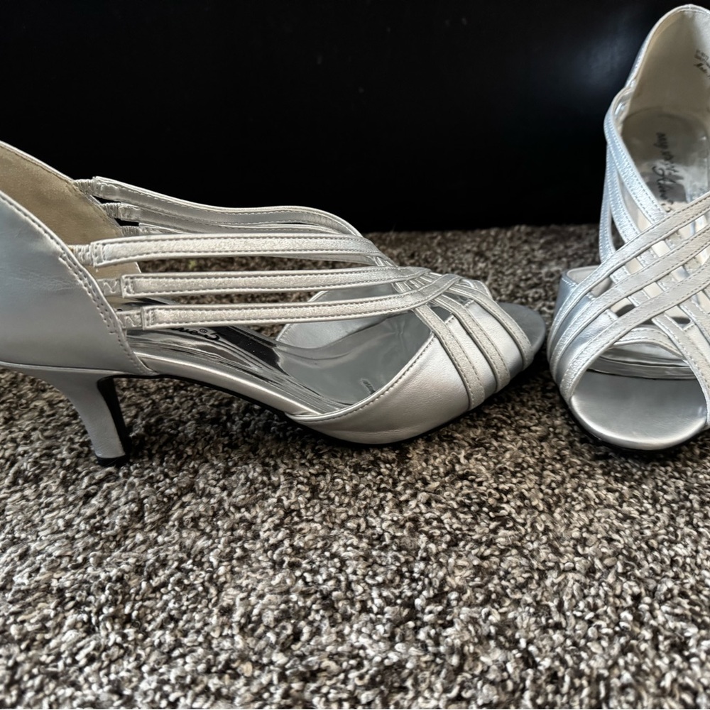 Easy Street Summer Metallic Heels